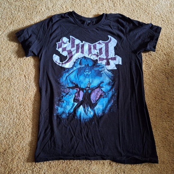 2 Ghost Tee-Shirts - Picture 2 of 3